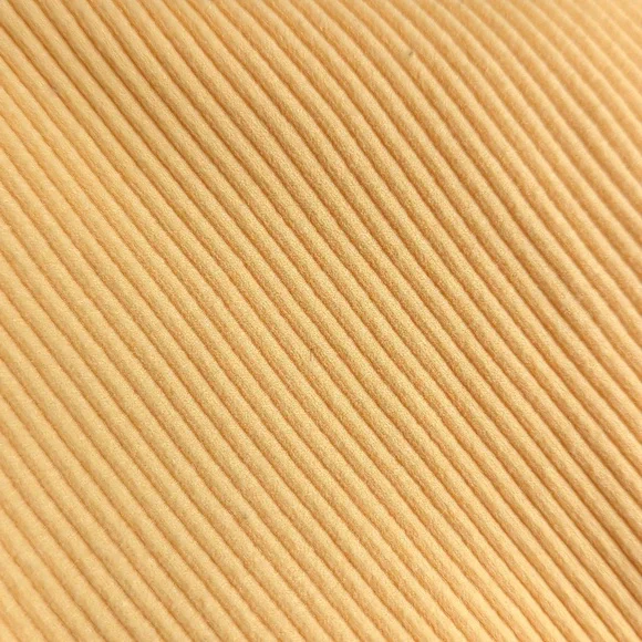 Crop Top - Picture 2 of 8